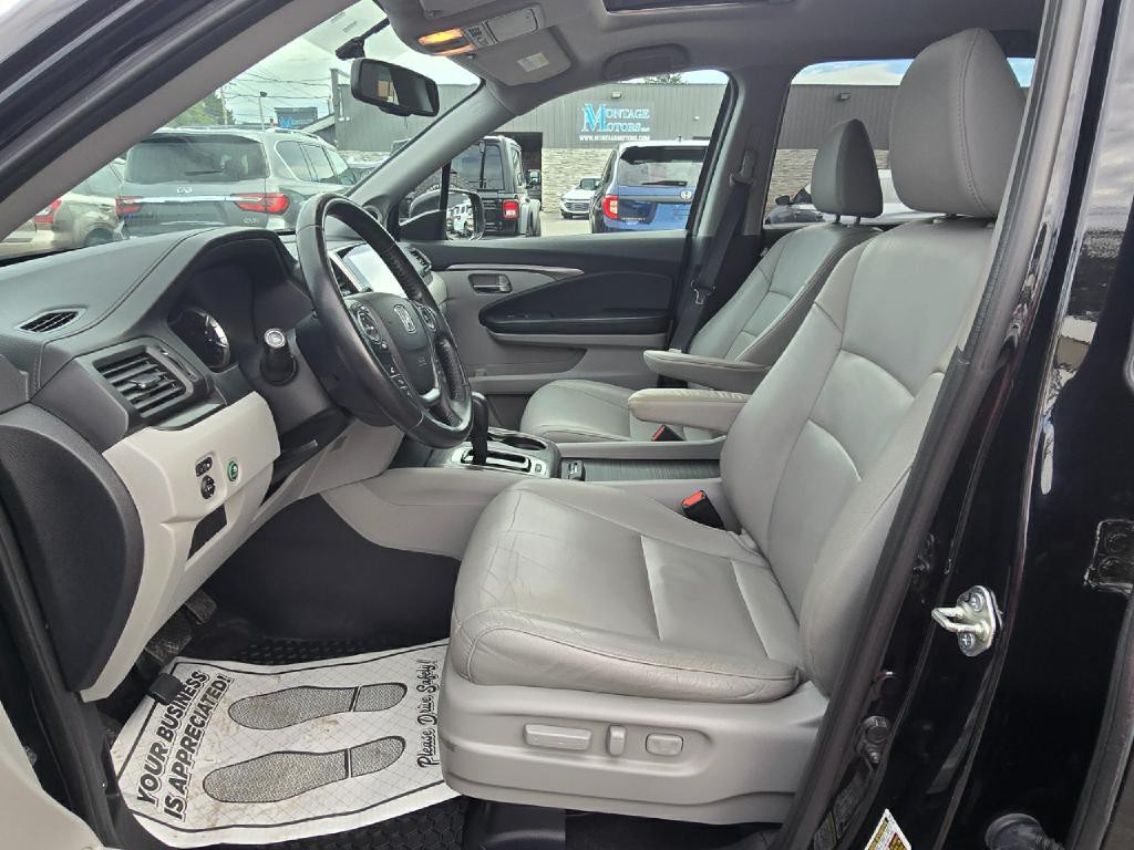 2016 Honda Pilot Image 12