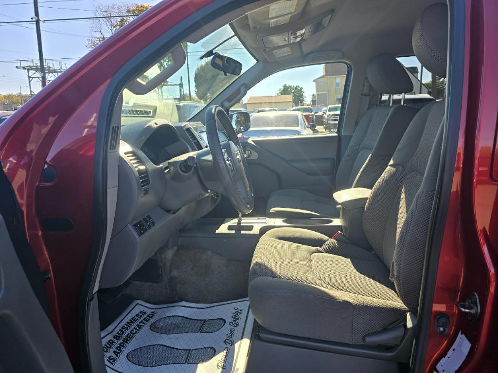2016 Nissan Frontier Image 10