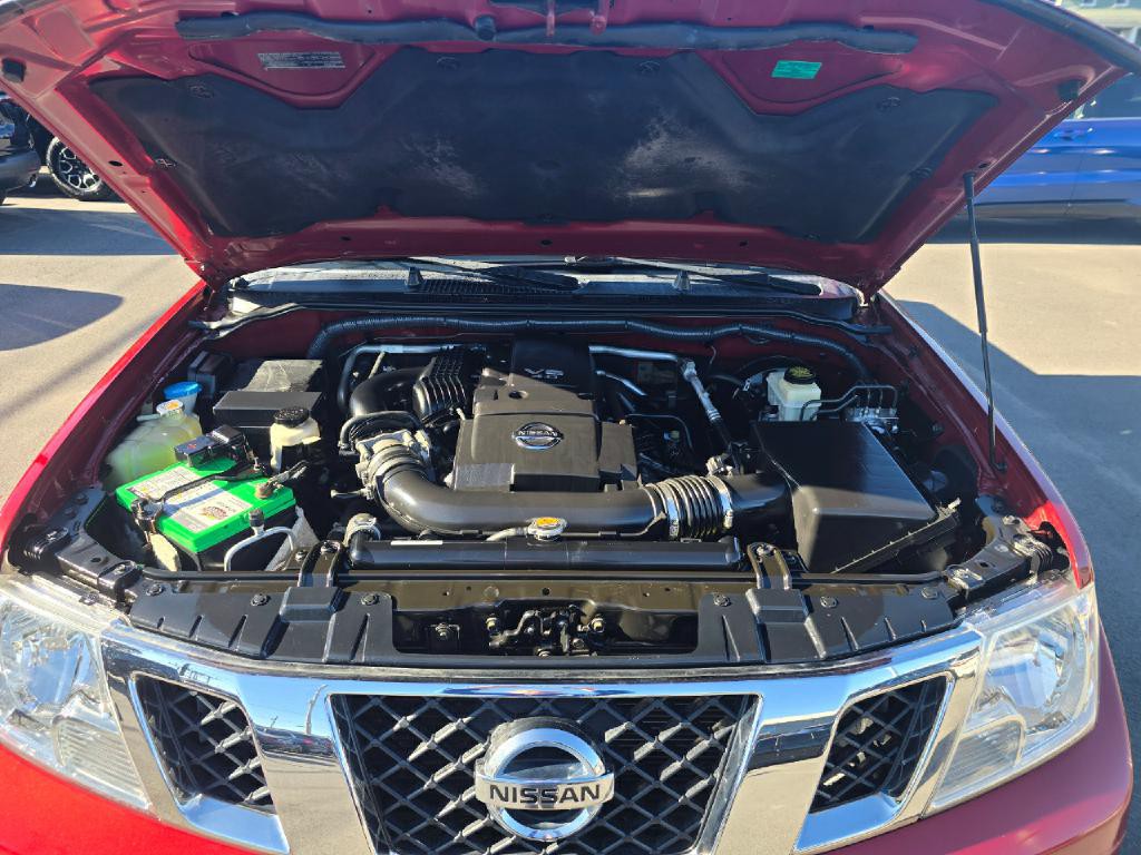 2016 Nissan Frontier Image 17