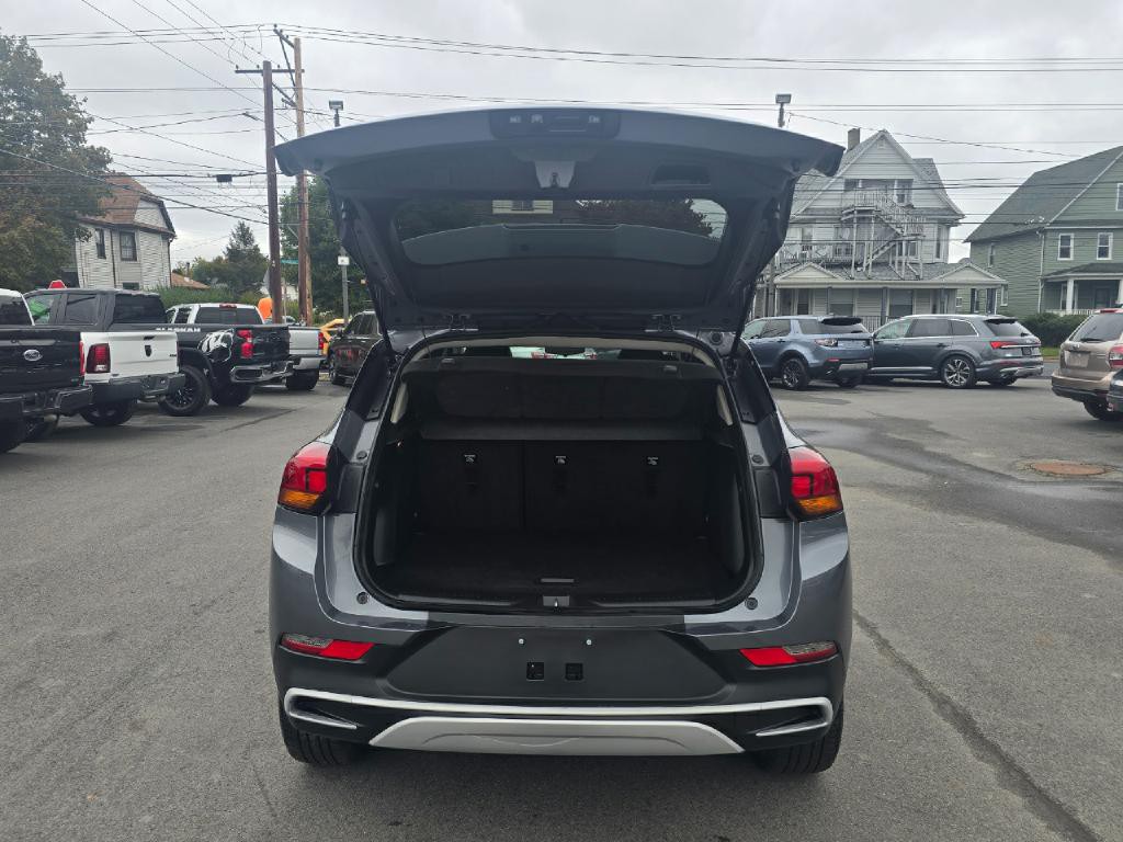 2022 Buick Enclave Image 16