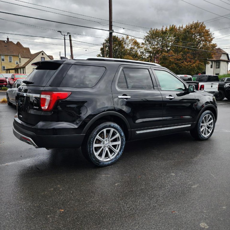 2016 Ford Explorer Image 4