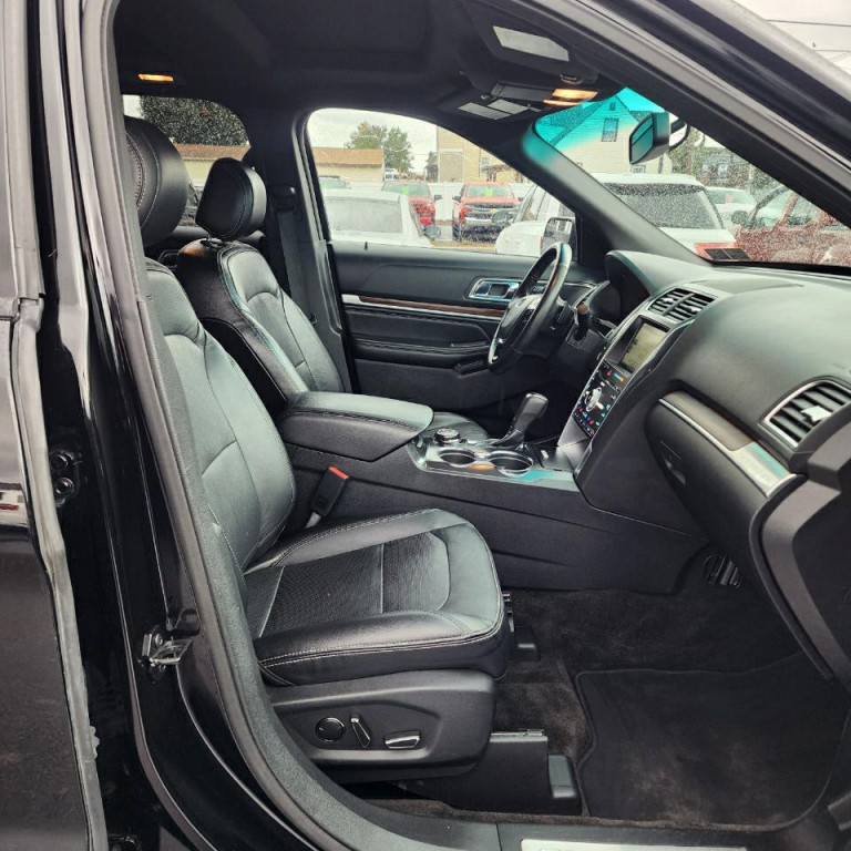 2016 Ford Explorer Image 15