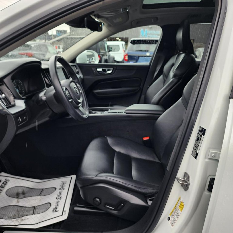 2020 Volvo XC60 Image 15
