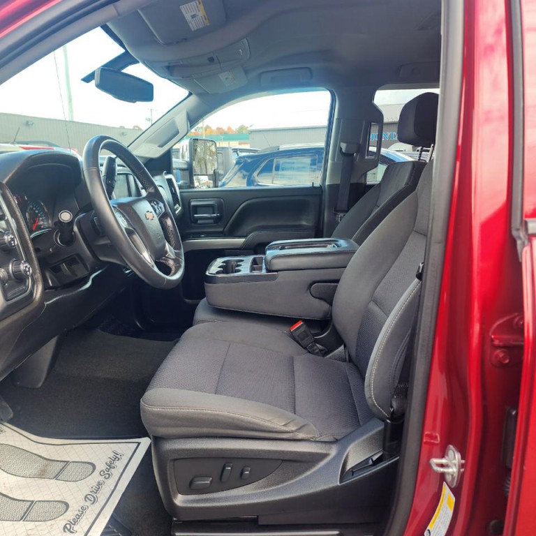 2018 Chevrolet Silverado 1500 Image 13