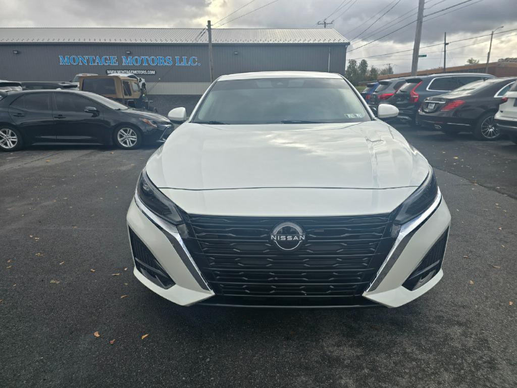 2023 Nissan Altima Image 18