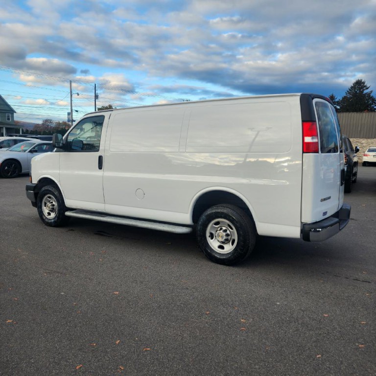 2024 Chevrolet Express Image 3