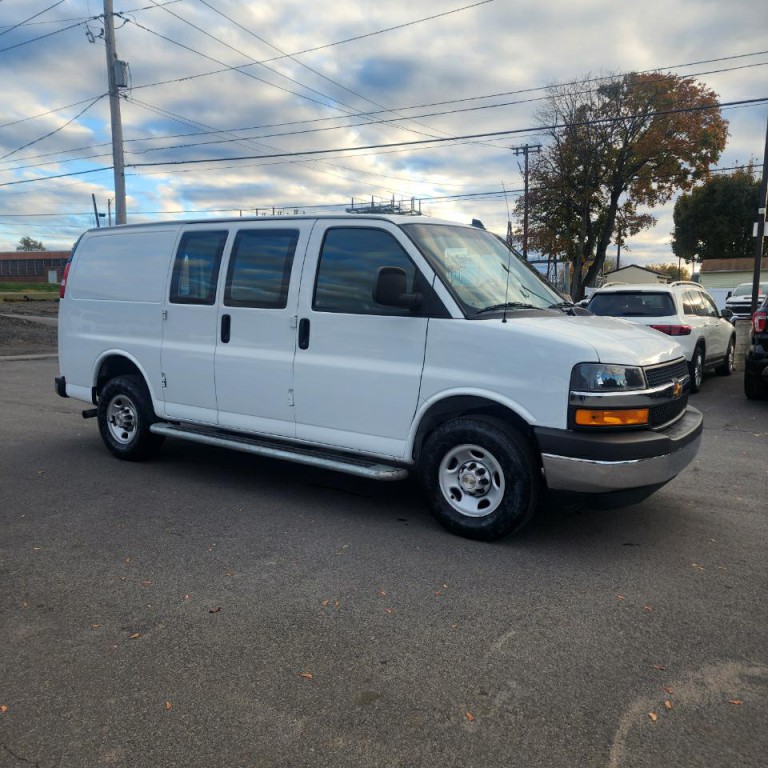 2024 Chevrolet Express Image 5