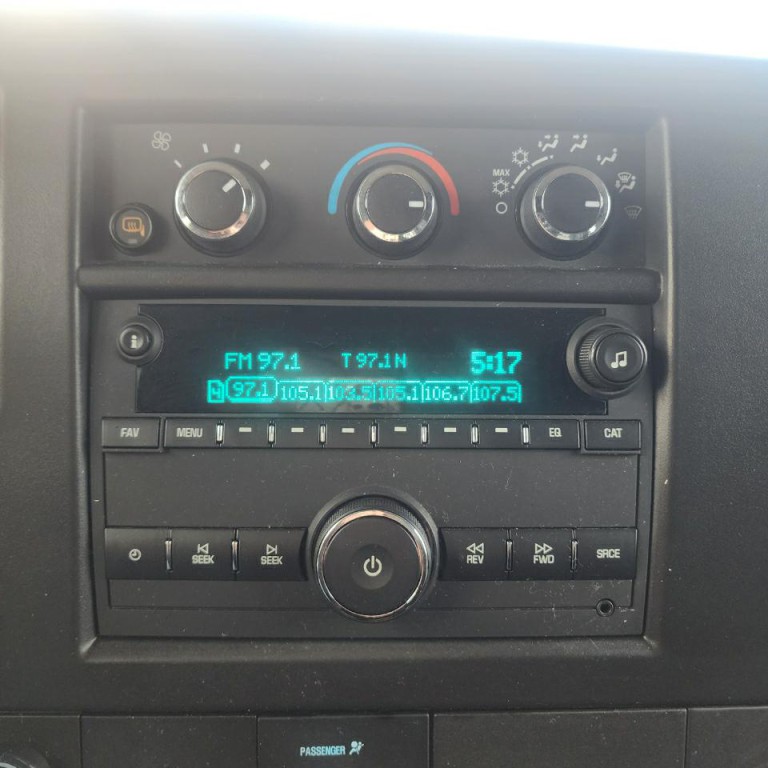 2024 Chevrolet Express Image 8