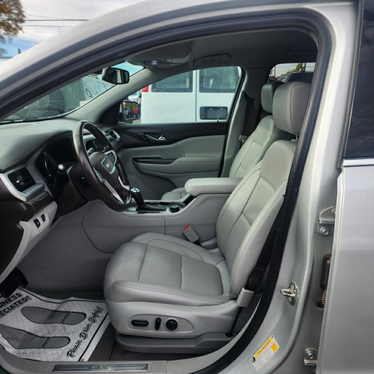 2019 GMC Acadia Image 13