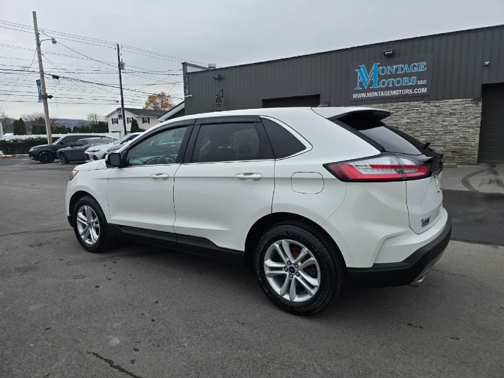 2020 Ford Edge Image 3