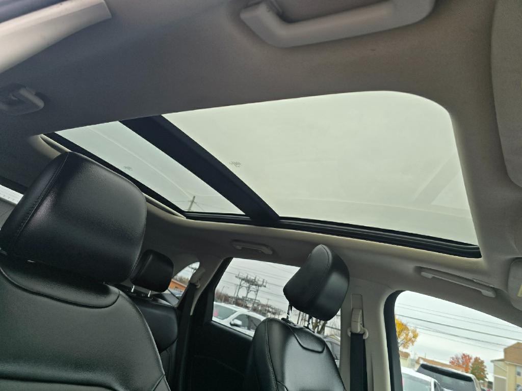 2020 Ford Edge Image 12