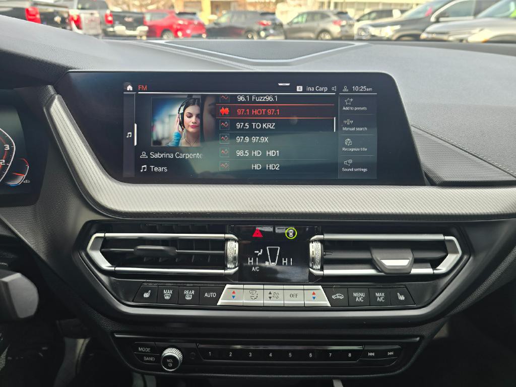 2022 BMW 2 Series Image 9