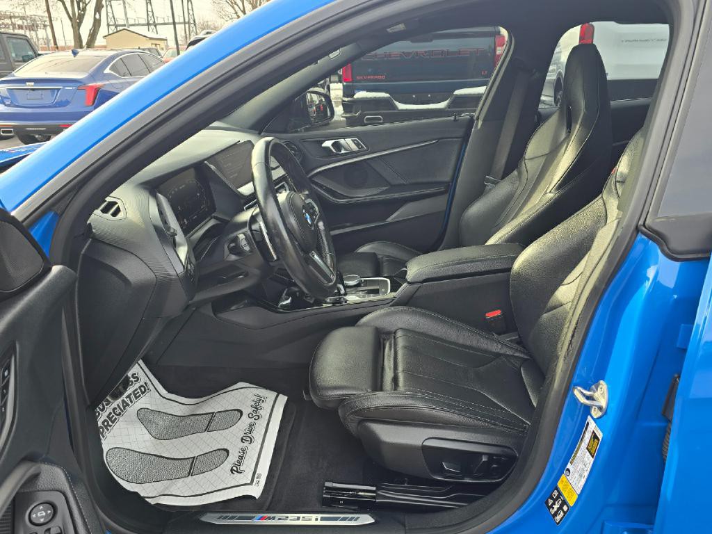 2022 BMW 2 Series Image 14