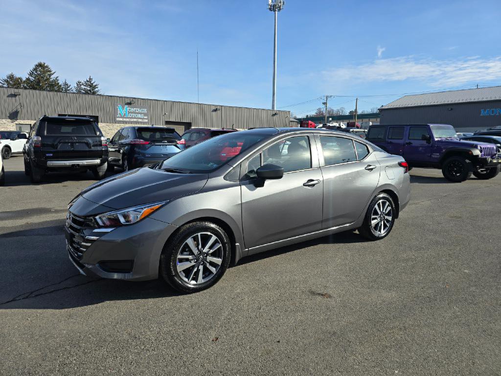 2024 Nissan Versa Image 3