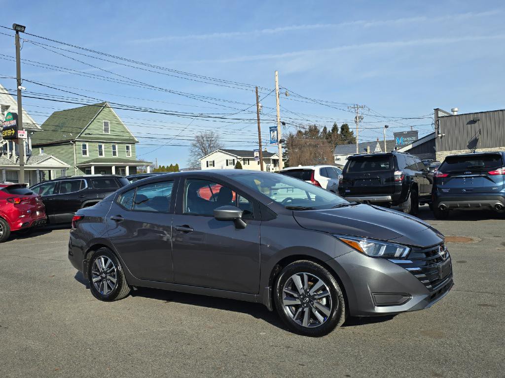 2024 Nissan Versa Image 5