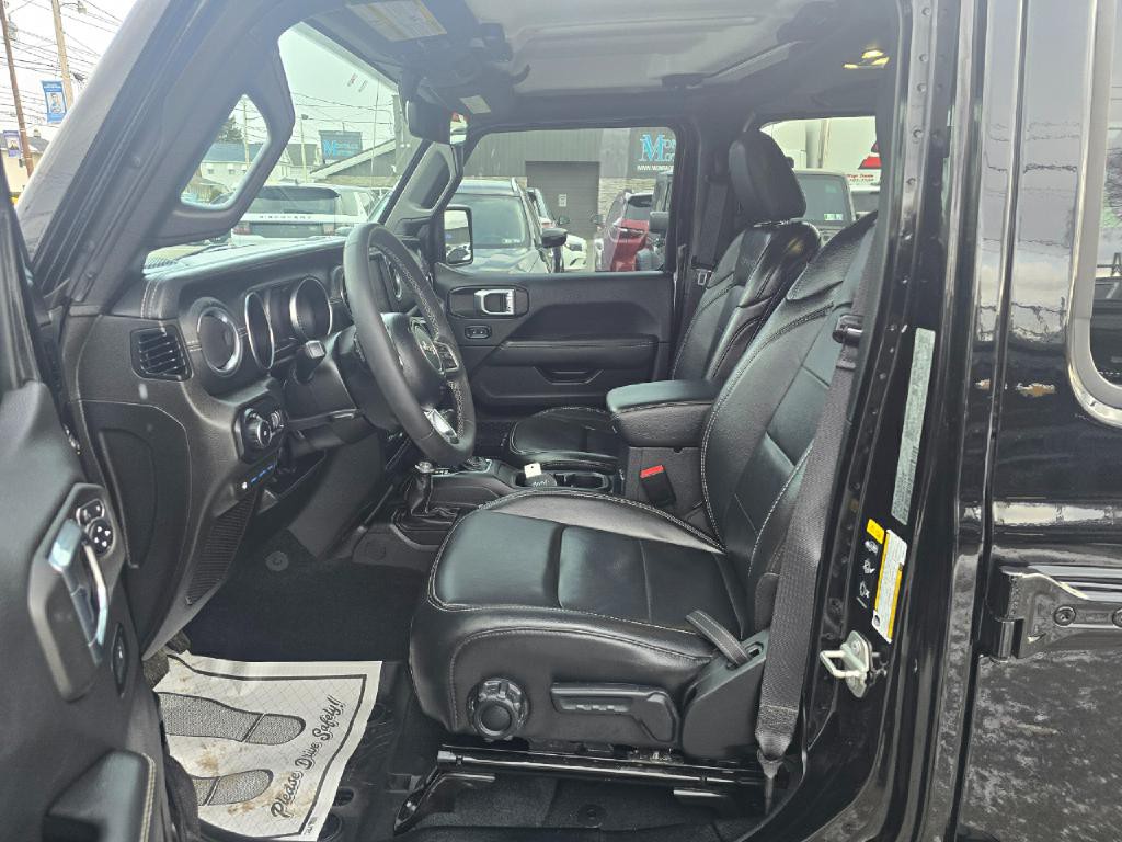 2023 Jeep Wrangler Image 14