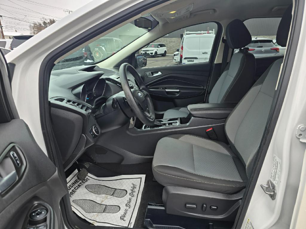 2017 Ford Escape Image 12