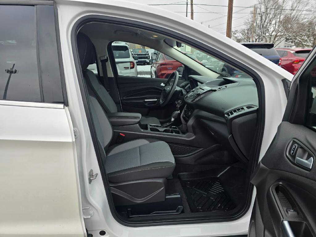 2017 Ford Escape Image 15