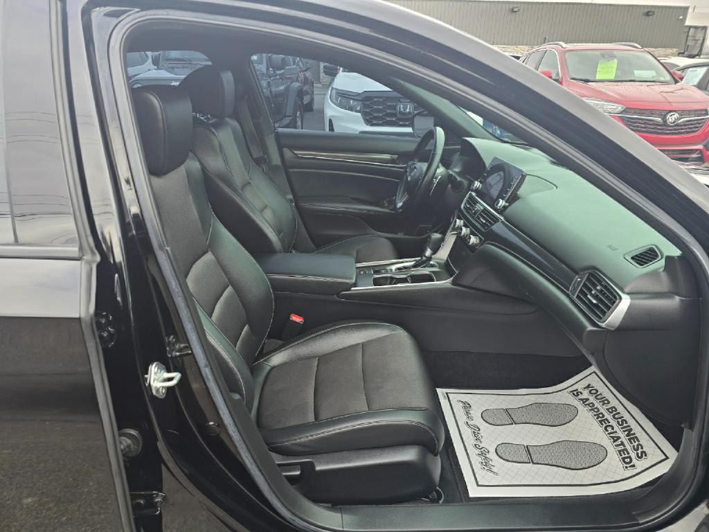 2022 Honda Accord Image 15