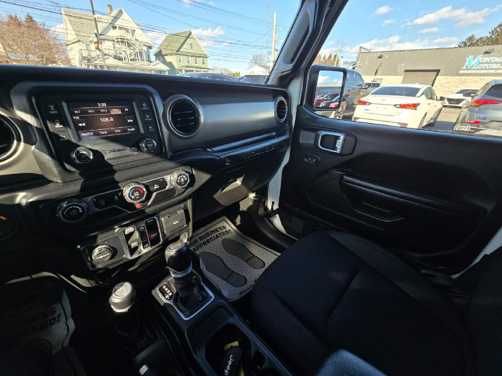 2021 Jeep Wrangler Image 11