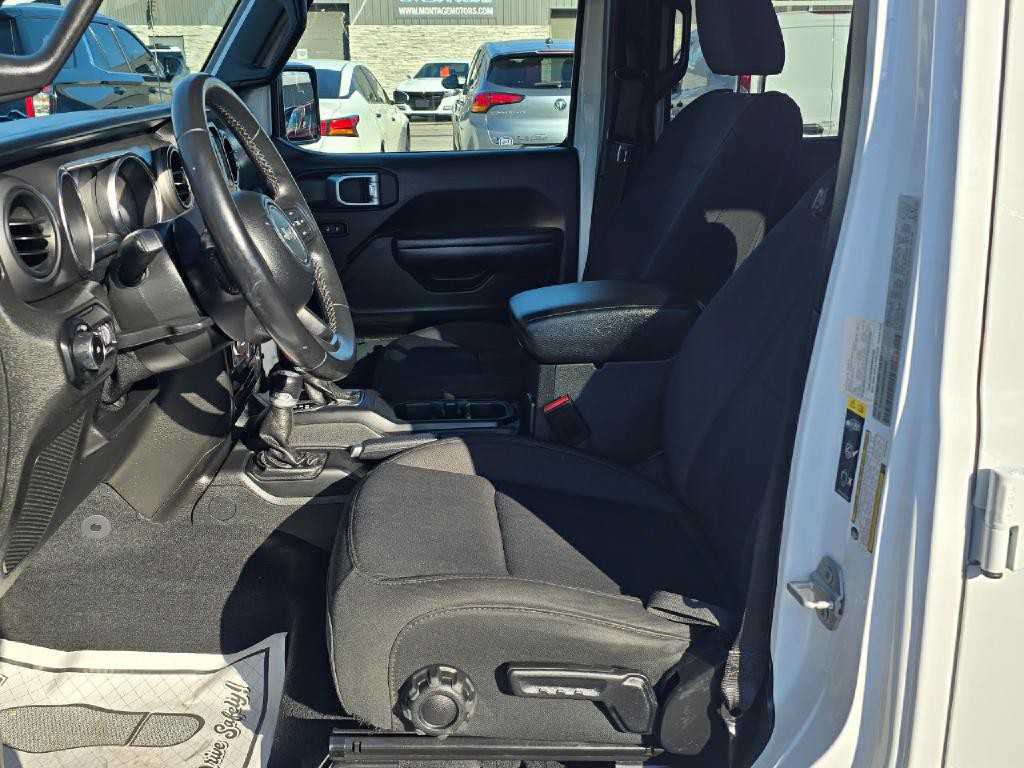 2021 Jeep Wrangler Image 12