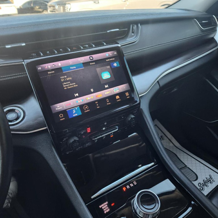 2021 Jeep Grand Cherokee Image 11