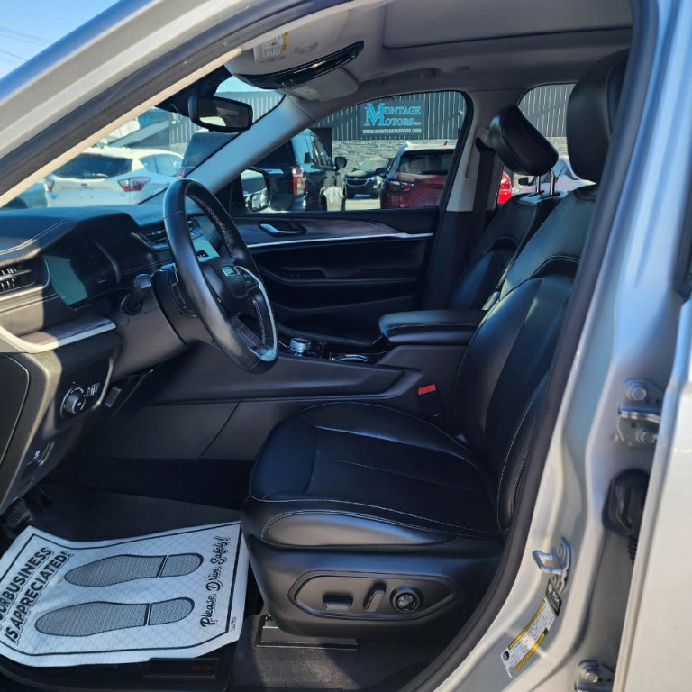 2021 Jeep Grand Cherokee Image 17