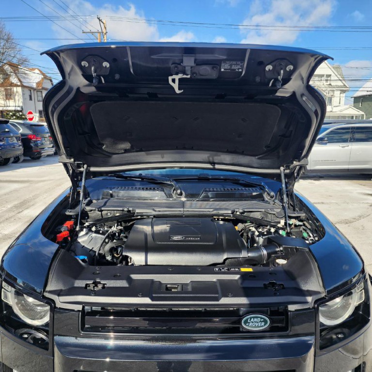 2025 Land Rover Defender Image 20