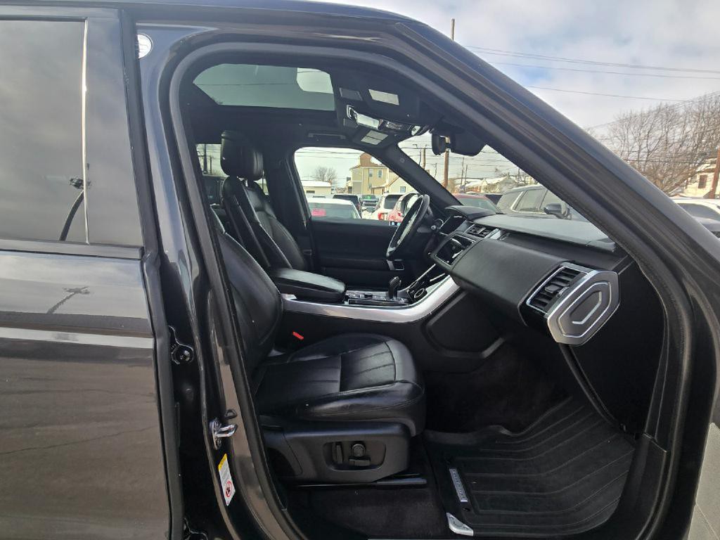 2020 Land Rover Range Rover Sport Image 17