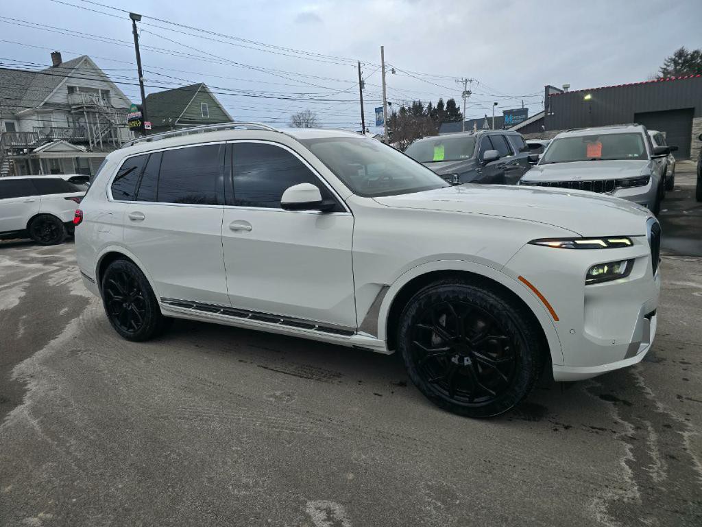 2026 BMW X7 Image 6