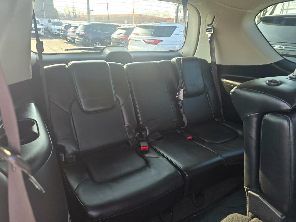 2019 Nissan Armada Image 17