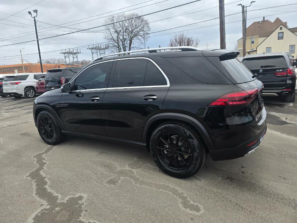 2025 Mercedes-Benz GLE-Class Image 4
