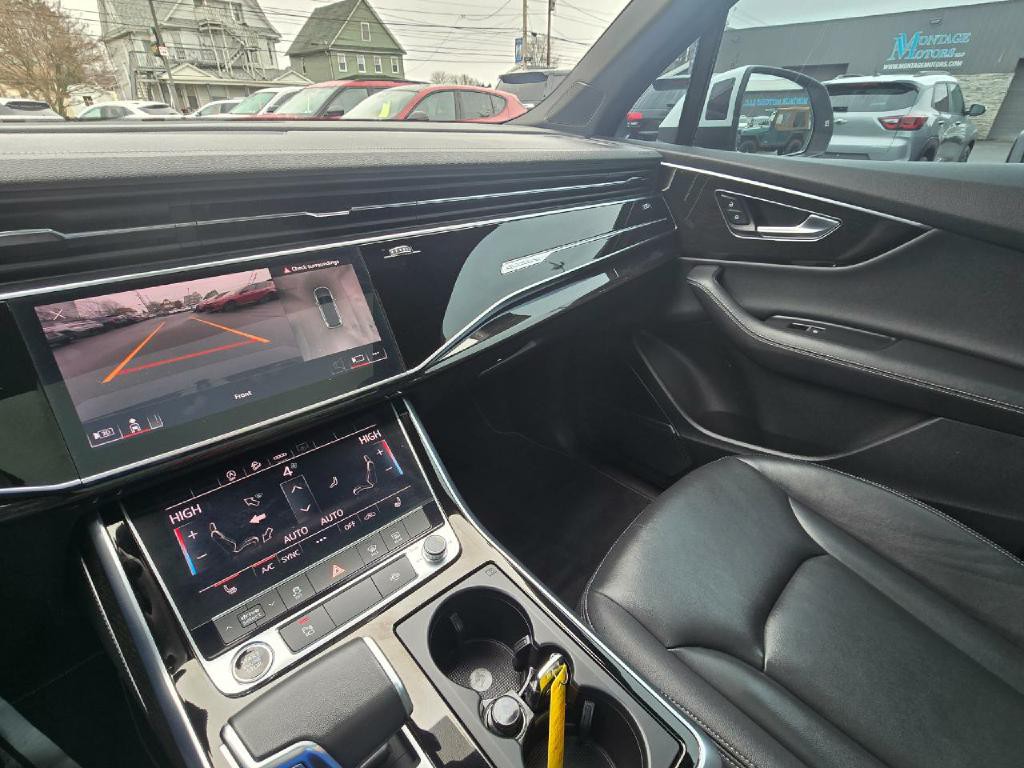 2025 Audi Q7 Image 12