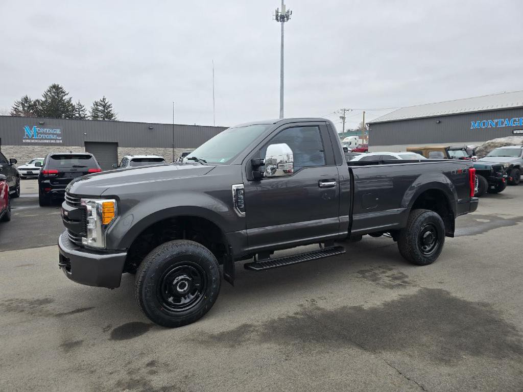 2017 Ford F-350 Image 3