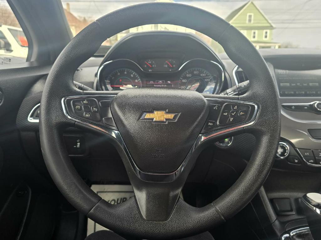 2016 Chevrolet Cruze Image 7