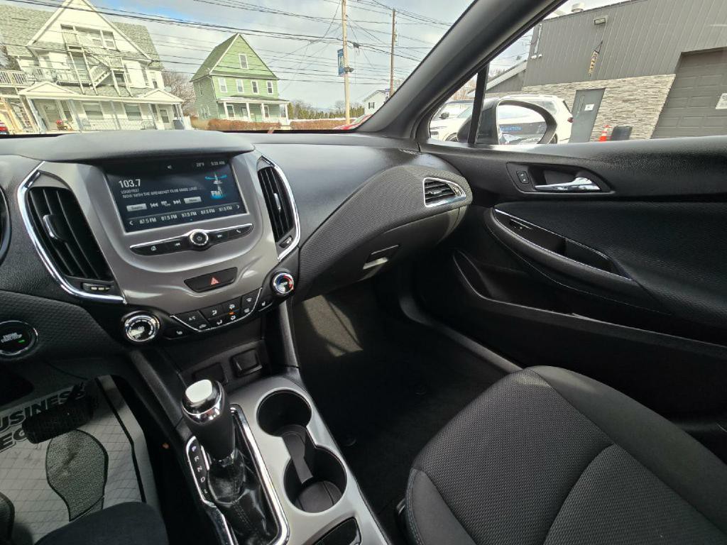 2016 Chevrolet Cruze Image 11