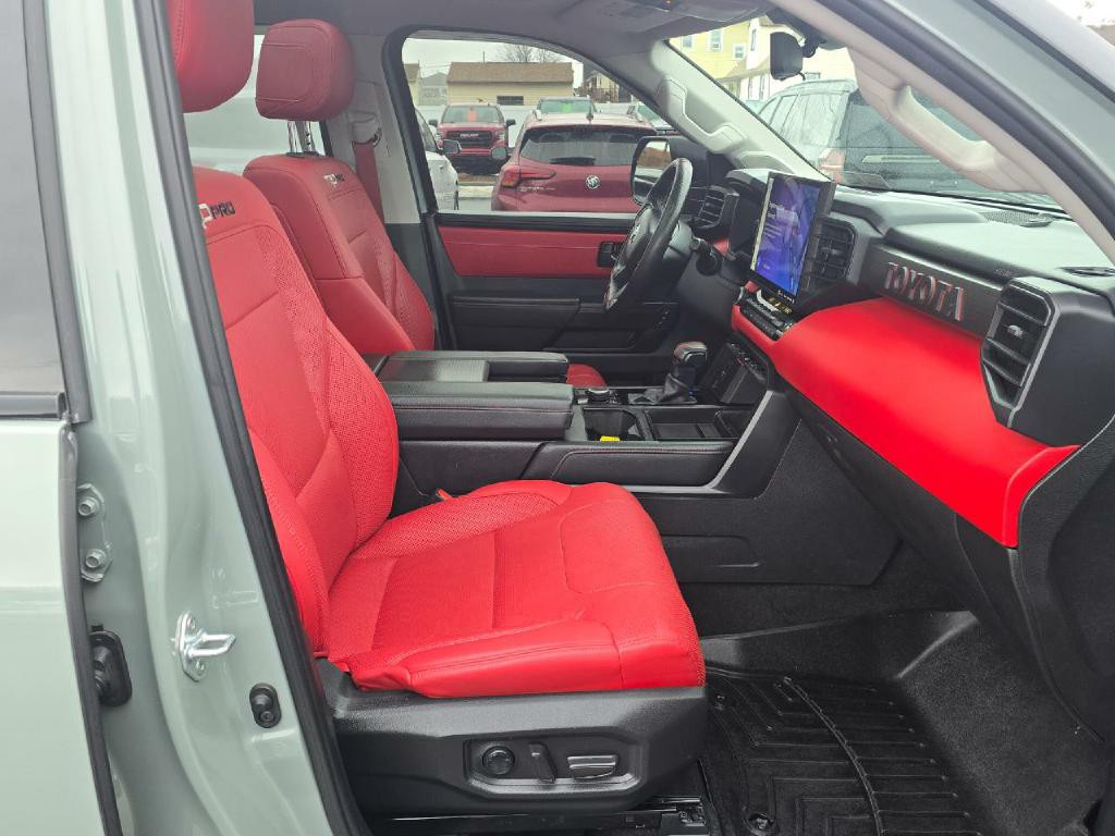 2022 Toyota Tundra Image 16