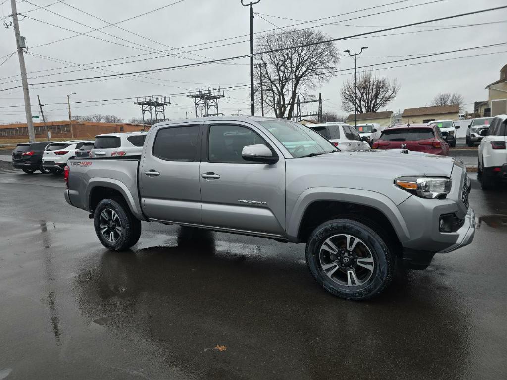 2019 Toyota Tacoma Image 6