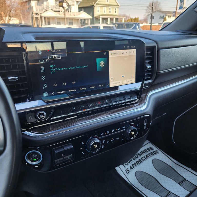 2024 Chevrolet Silverado 1500 Image 9