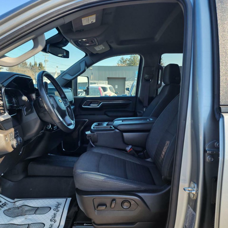 2024 Chevrolet Silverado 1500 Image 13