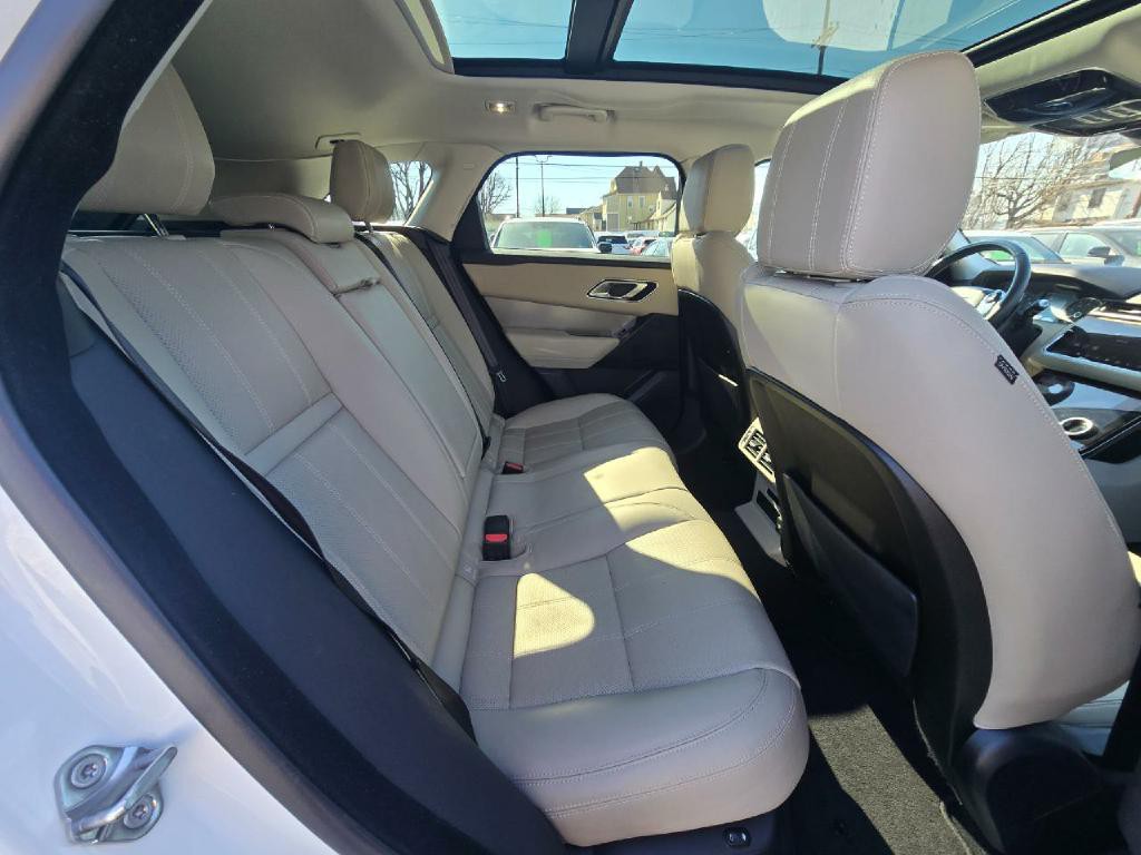 2019 Land Rover Range Rover Image 17