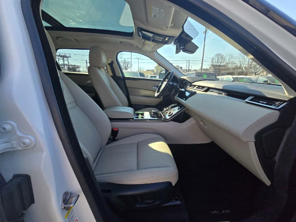 2019 Land Rover Range Rover Image 18