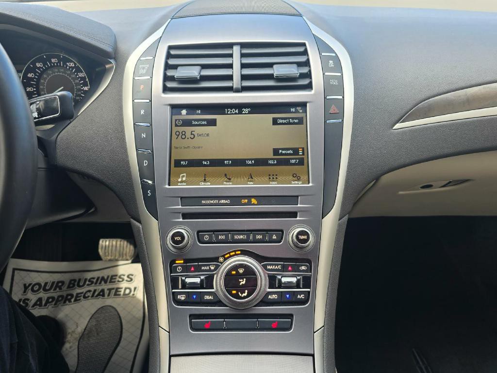 2018 Lincoln MKZ Image 9