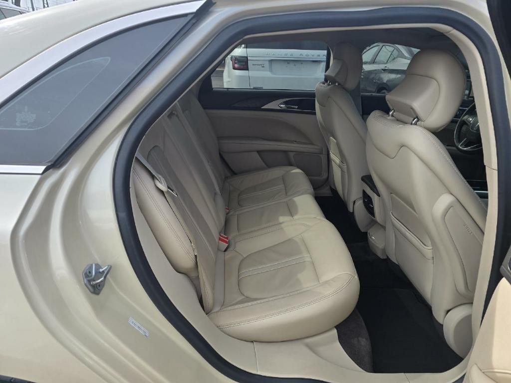 2018 Lincoln MKZ Image 16