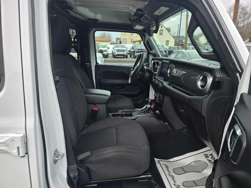2023 Jeep Wrangler Image 15