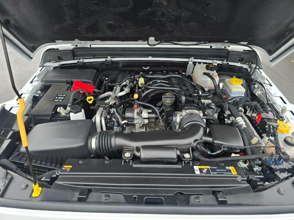 2023 Jeep Wrangler Image 18