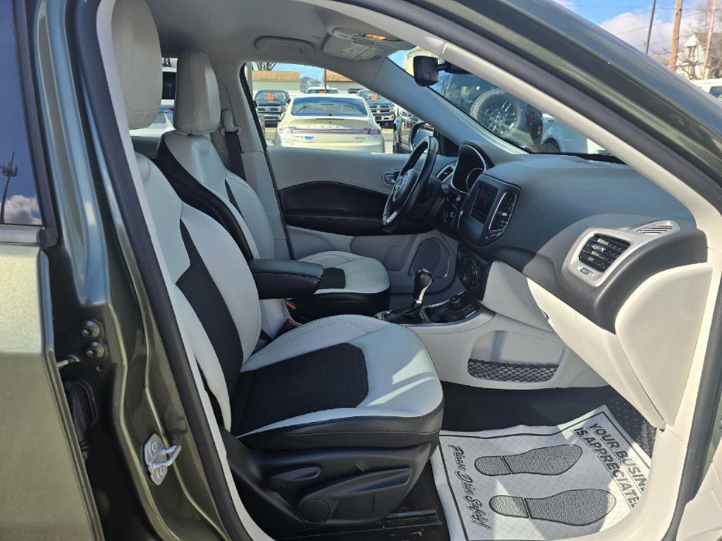 2019 Jeep Compass Image 15