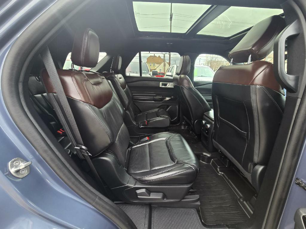 2021 Ford Explorer Image 18