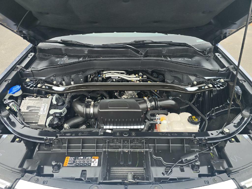 2021 Ford Explorer Image 22