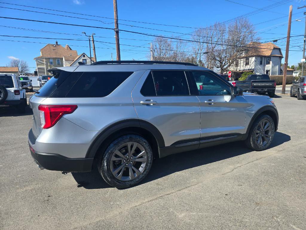 2021 Ford Explorer Image 6